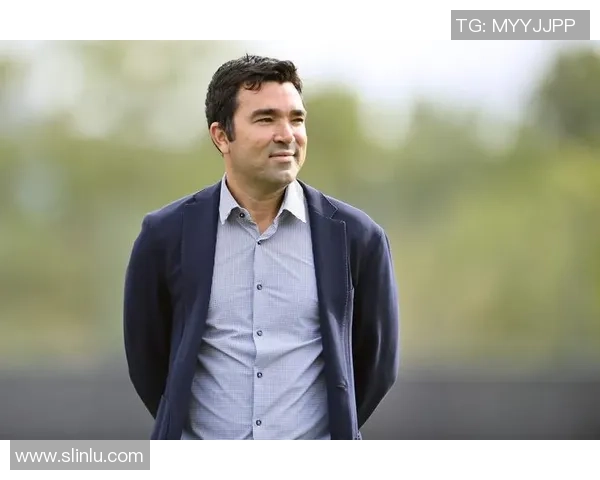 德国足球明星全景盘点从传奇到新星的辉煌历程